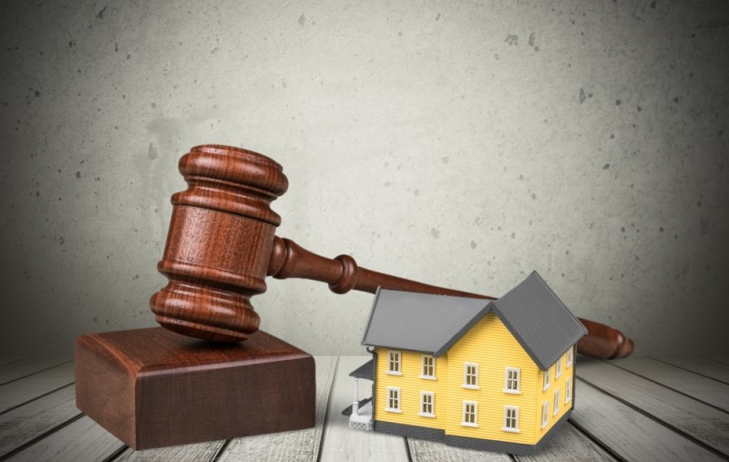 Leilão de imóveis e direitos do mutuário